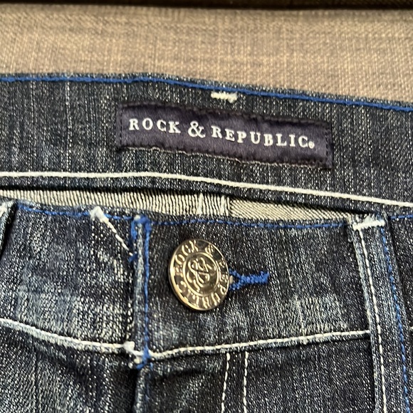 *New* women’s Rock & Republic Jeans - Picture 8 of 14